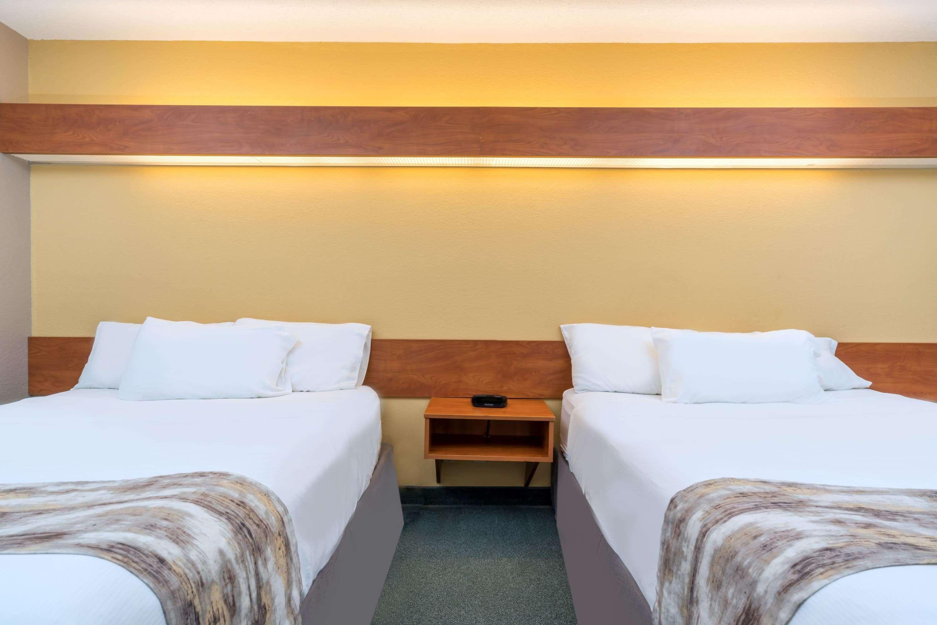 Microtel Inn & Suites By Wyndham New Ulm Exterior photo